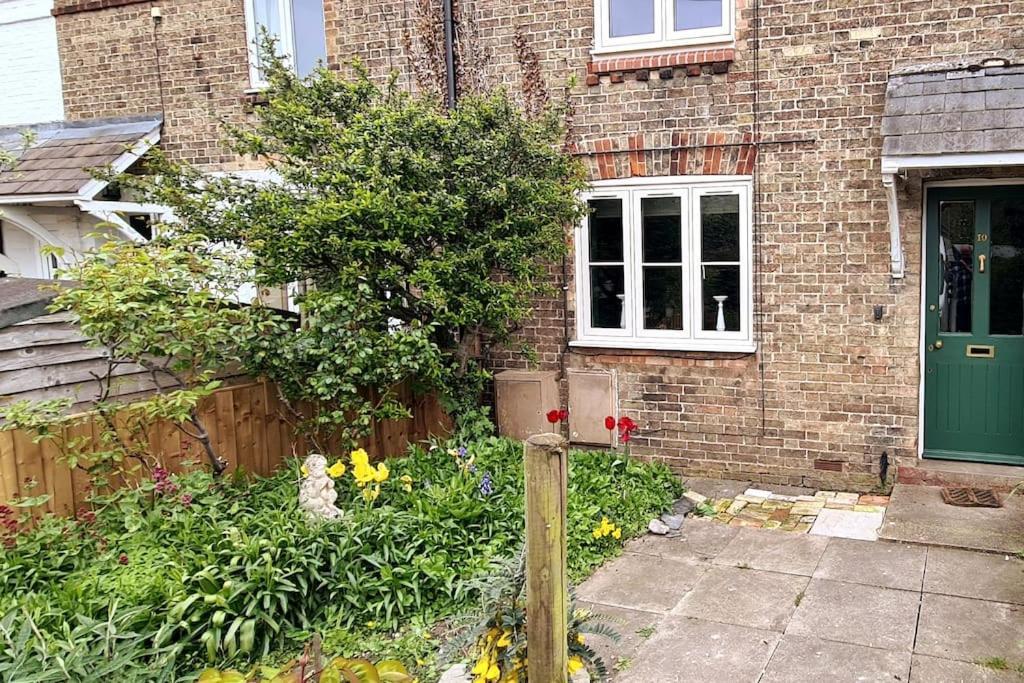 Gorgeous Two Bedroom House In Ely Eksteriør billede
