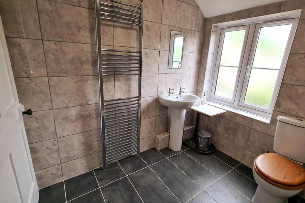 Gorgeous Two Bedroom House In Ely Eksteriør billede